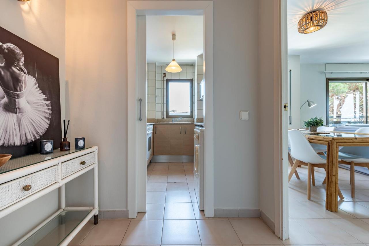 Ático en primera línea con vistas, piscina y parking Cambrils Exterior foto